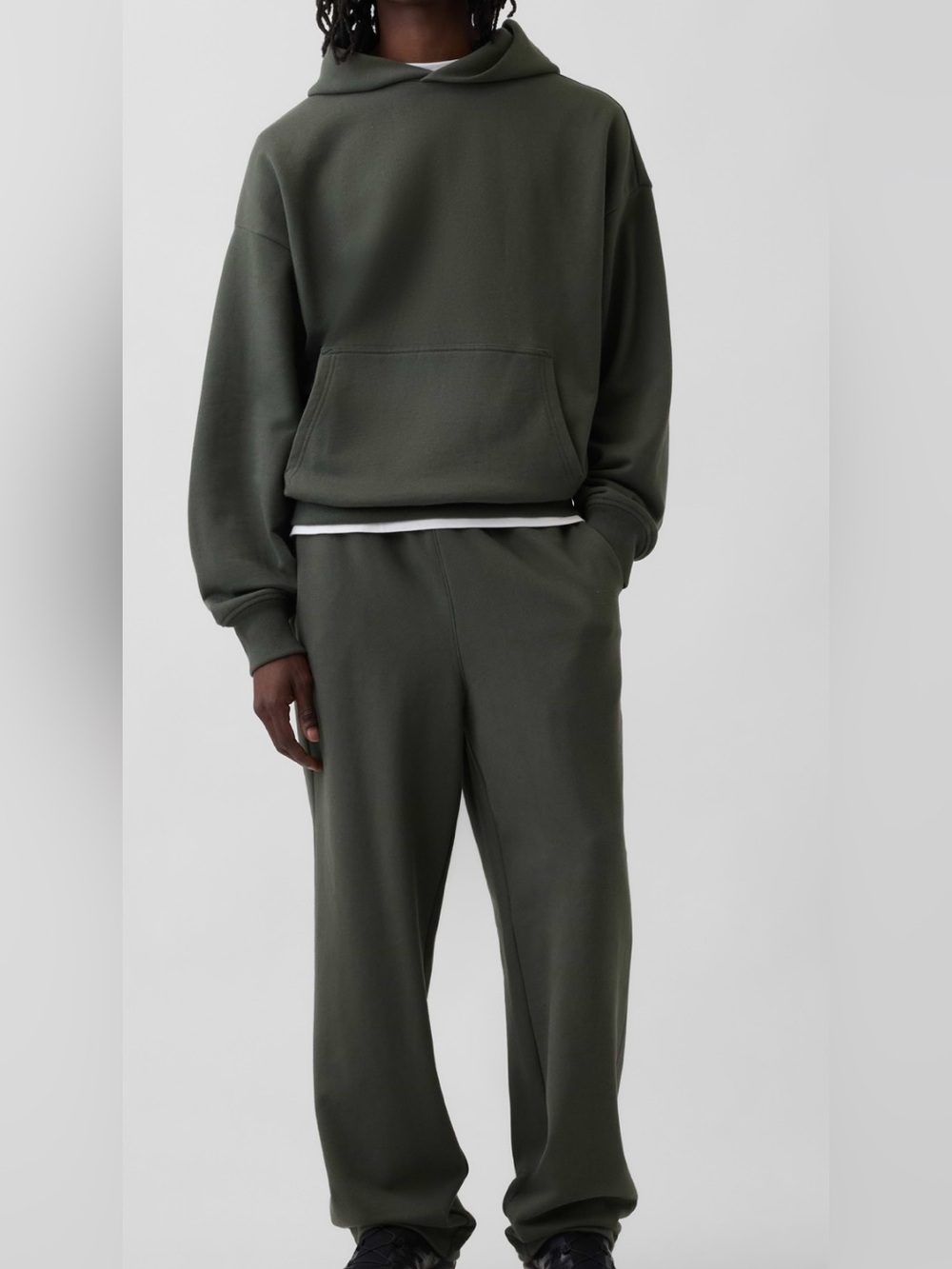 GAP Men’s oversized soft Olive Green Relaxed Hoodie & sweatpants  set SZ XL